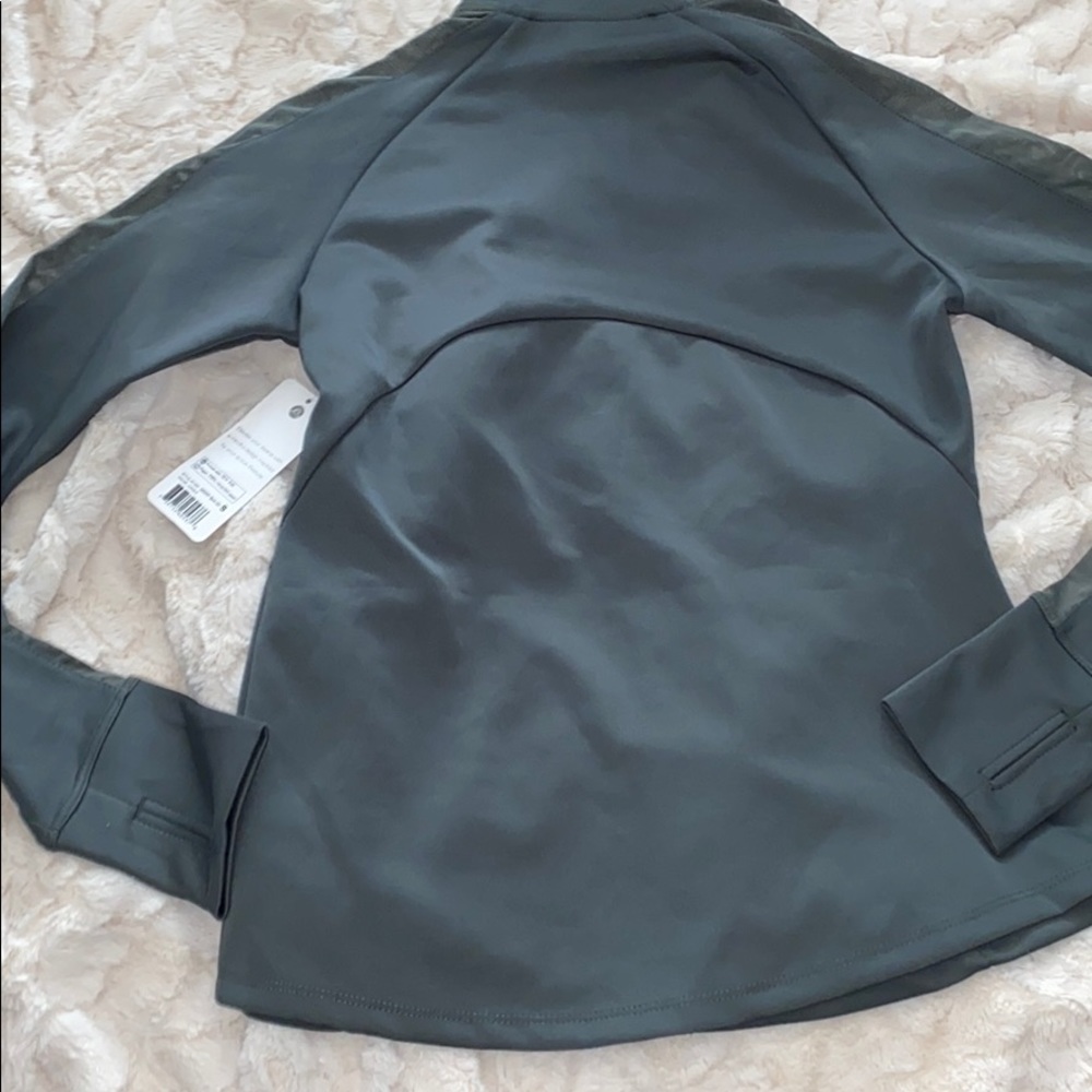 Apana sweatshirt NWT - Picture 4 of 9